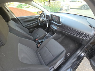 Hyundai i20 1.2 MPI MT ConnectLine (18)