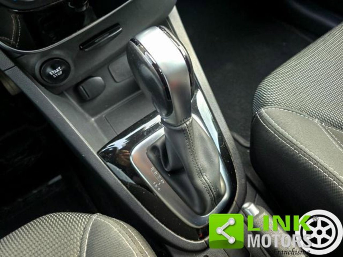 Renault Clio Sporter dCi 8V 90 CV Duel (14)