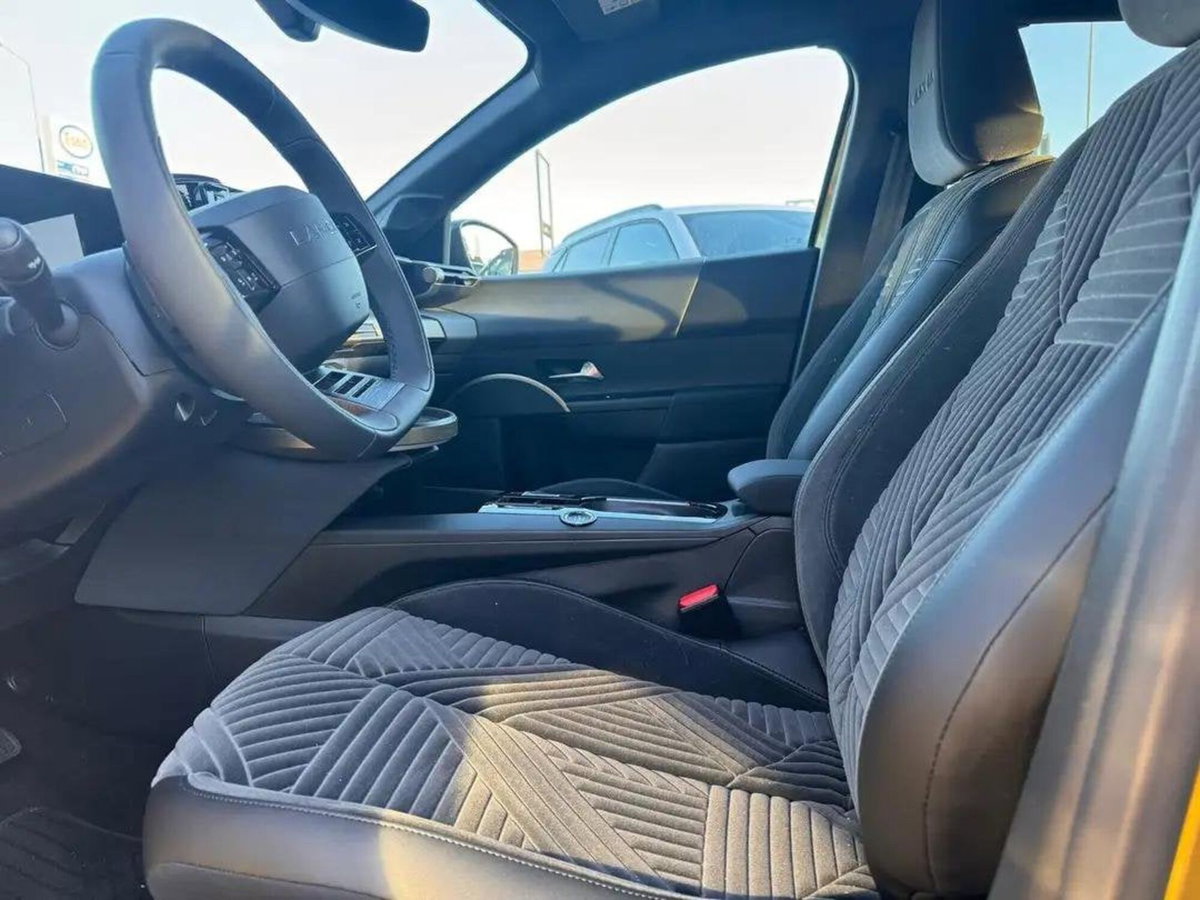 Lancia Ypsilon 51kWh LX (6)