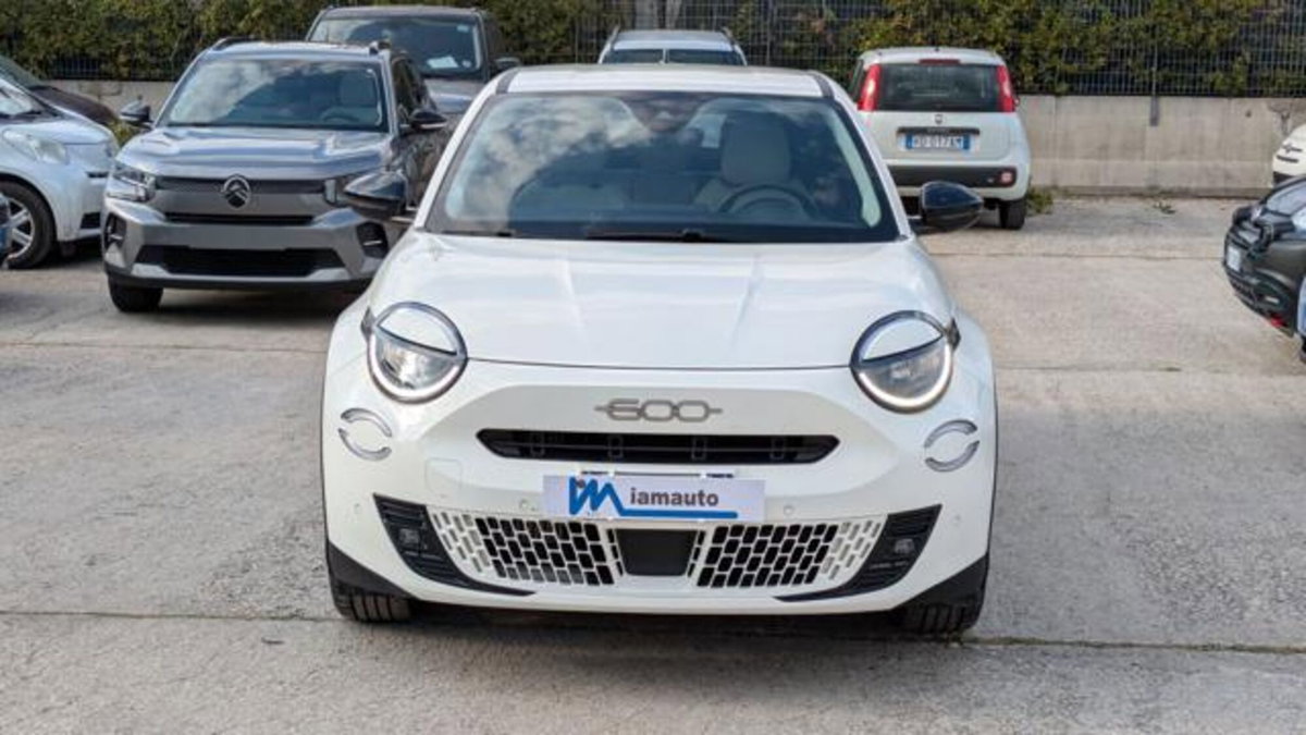 Fiat 600 1.2 hybrid La Prima II 110cv auto (17)
