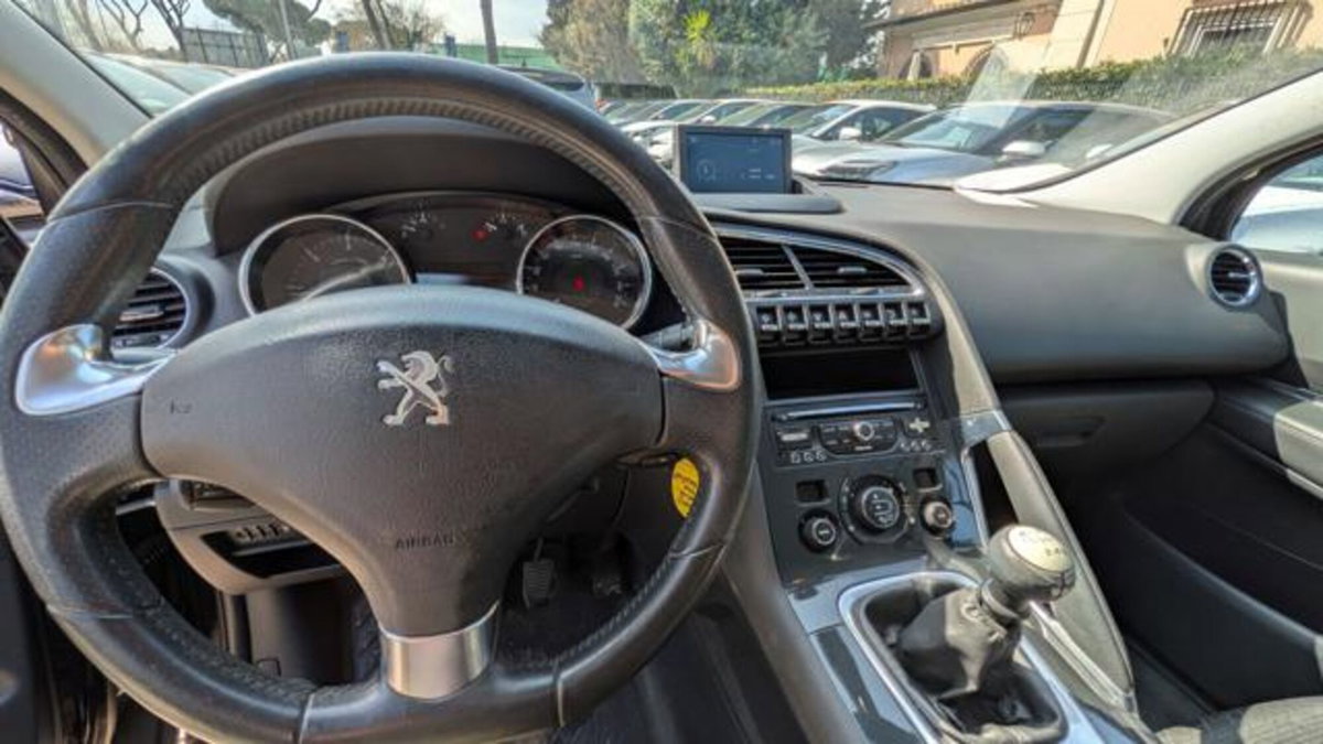 Peugeot 3008 BlueHDi 120 S&S Allure (10)