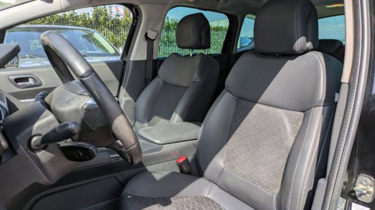 Peugeot 3008 BlueHDi 120 S&S Allure (16)