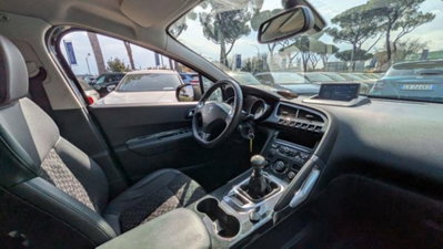 Peugeot 3008 BlueHDi 120 S&S Allure (17)