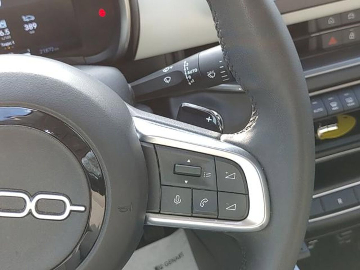 Fiat 600 1.2 hybrid La Prima II 110cv auto (16)