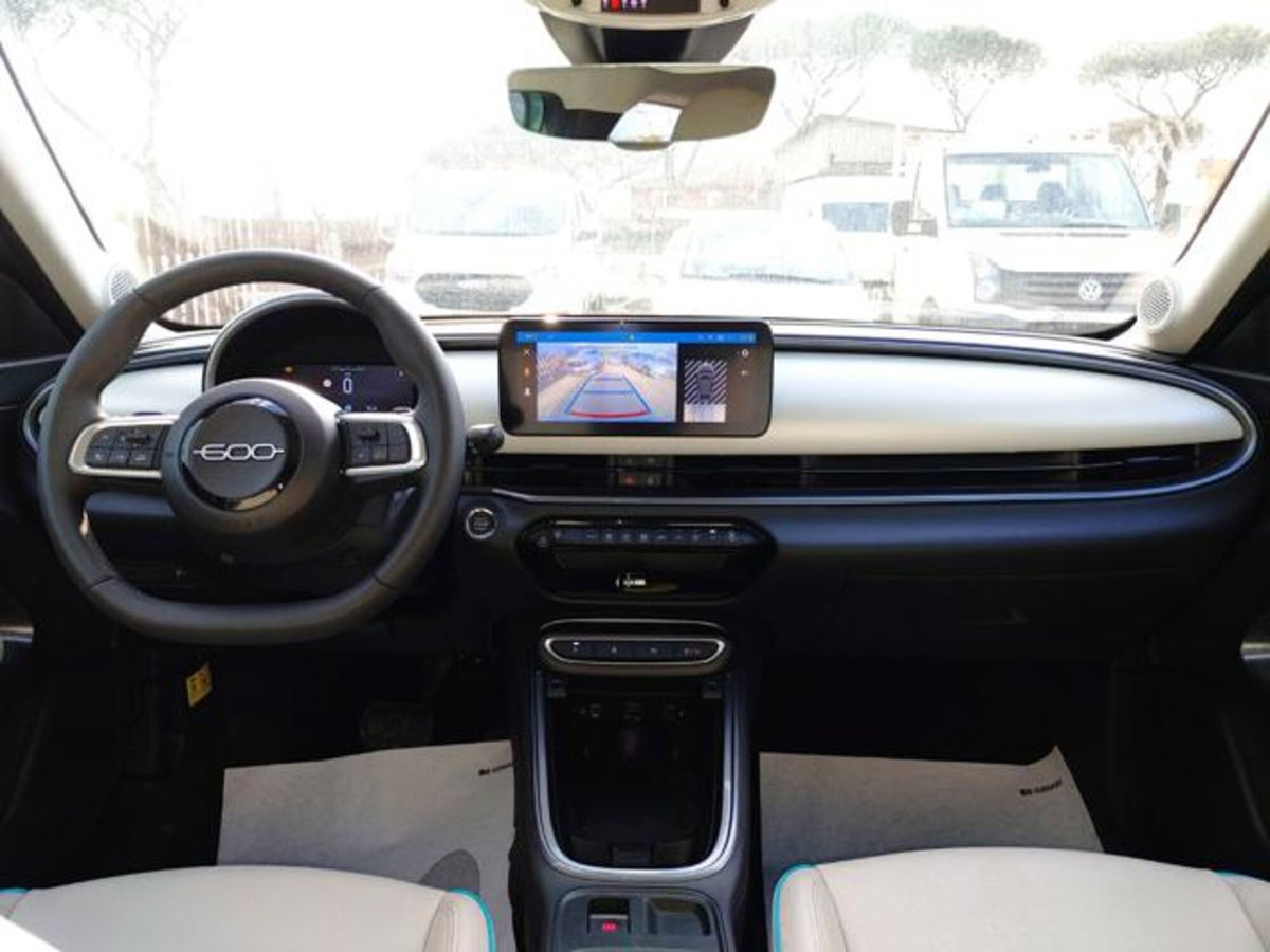 Fiat 600 1.2 hybrid La Prima II 110cv auto (8)