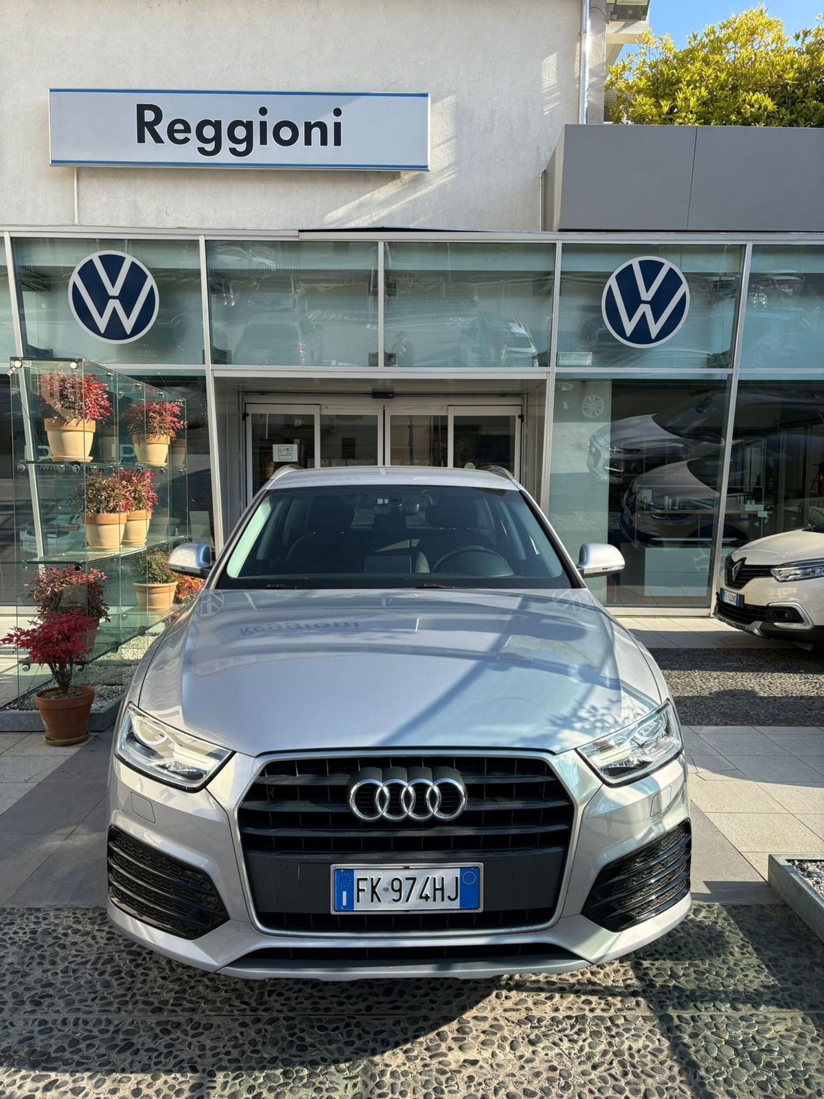 Audi Q3 2.0 TDI 120 CV Business