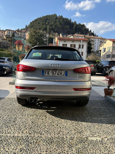 Audi Q3 2.0 TDI 120 CV Business (6)