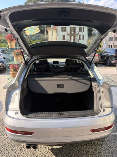 Audi Q3 2.0 TDI 120 CV Business (7)
