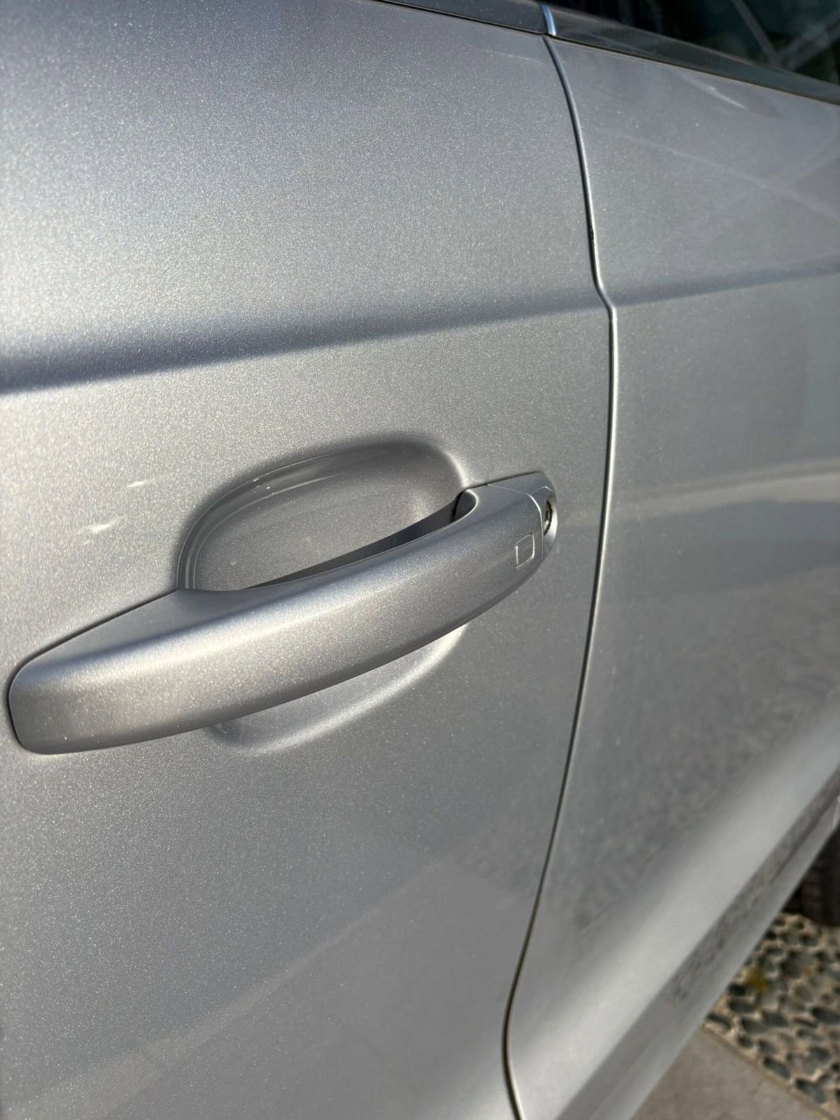 Audi Q3 2.0 TDI 120 CV Business (8)