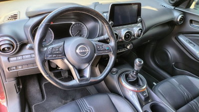 Nissan Juke 1.0 dig-t Tekna 114cv (14)