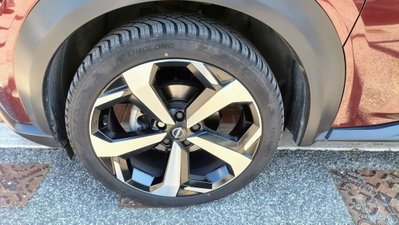 Nissan Juke 1.0 dig-t Tekna 114cv (15)