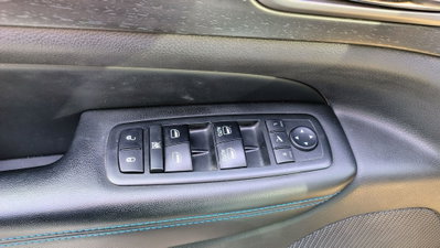 Nissan Juke 1.0 dig-t Tekna 114cv (9)