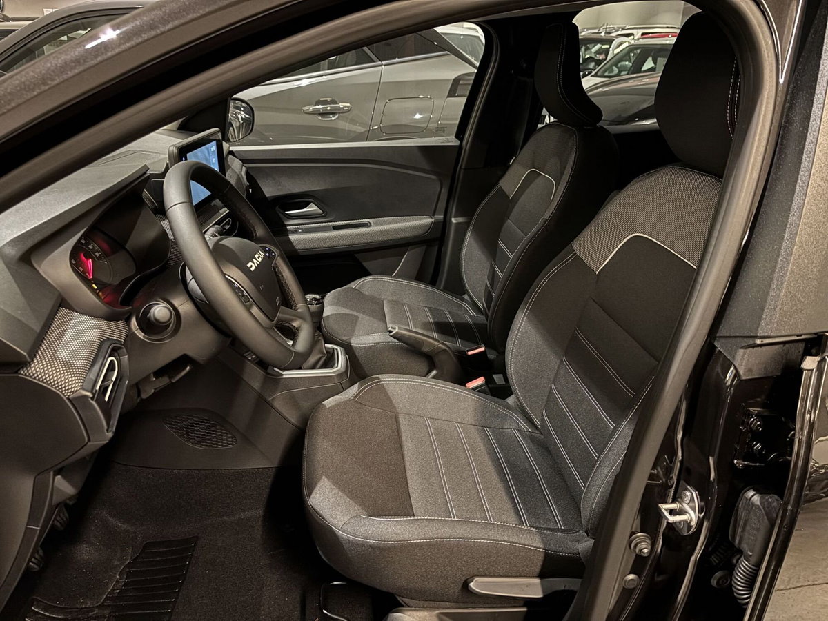 Dacia Jogger Jogger 1.0 TCe GPL 100 CV 7 posti Extreme (17)