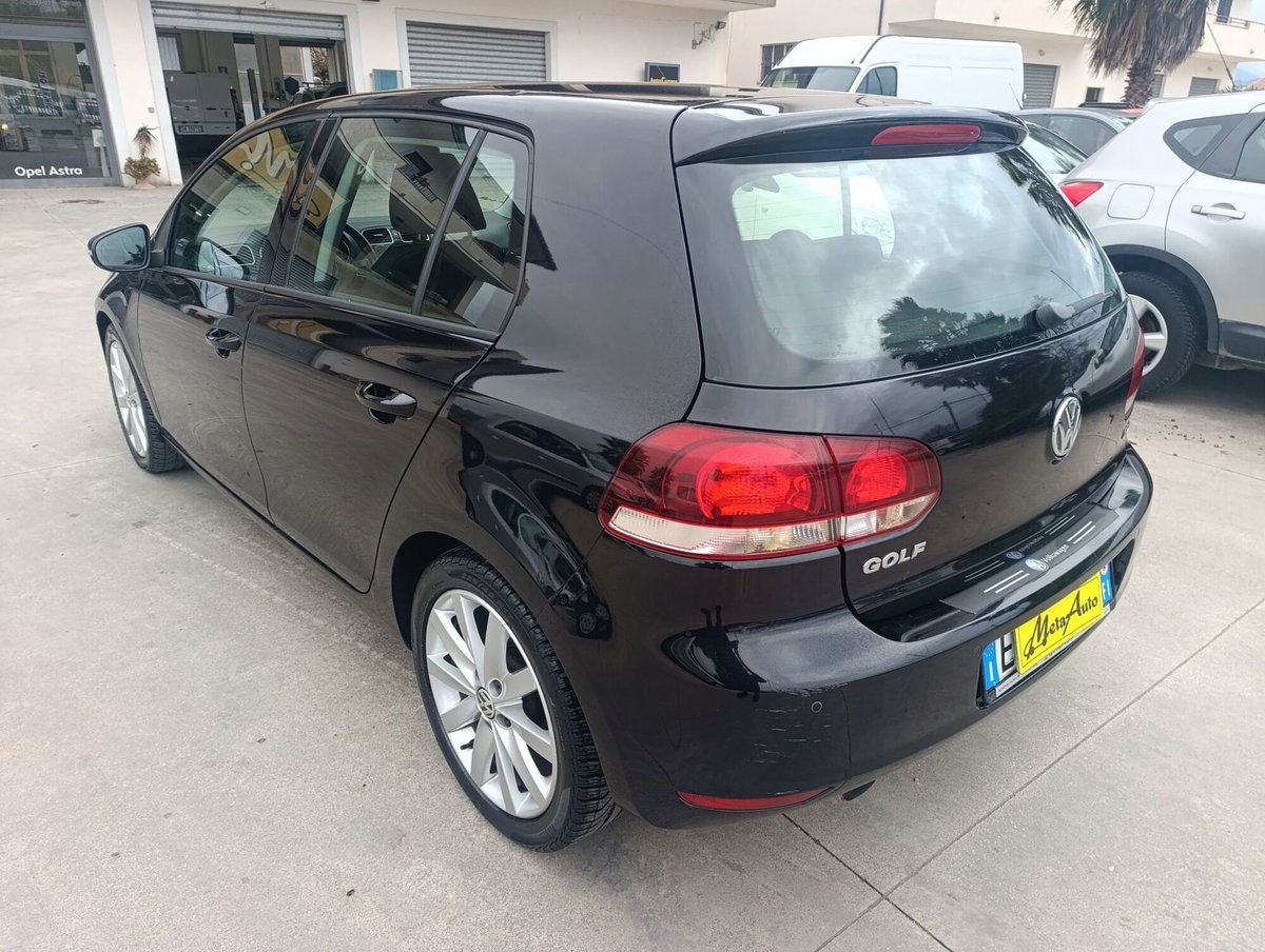 Volkswagen Golf 1.6 TDI DPF 5p. BlueMotion (4)