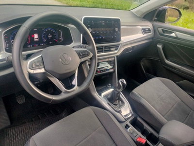 Volkswagen T-Roc 1.0 tsi Style 115cv (13)