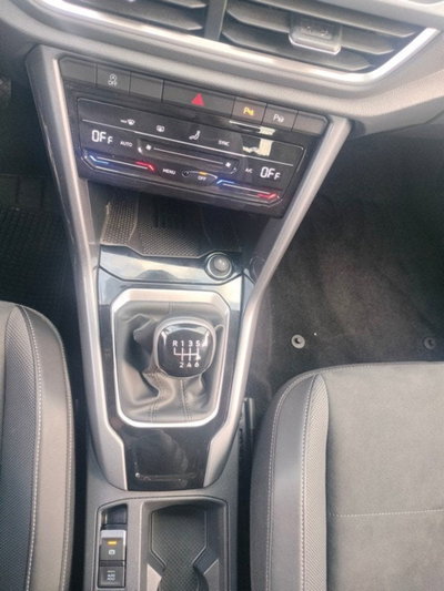 Volkswagen T-Roc 1.0 tsi Style 115cv (17)