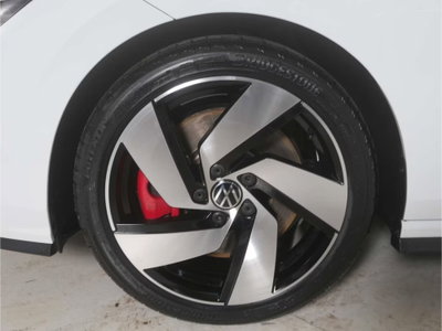 Volkswagen Golf GTI Clubsport 2.0 TSI DSG 5p. BlueMotion Technology (8)