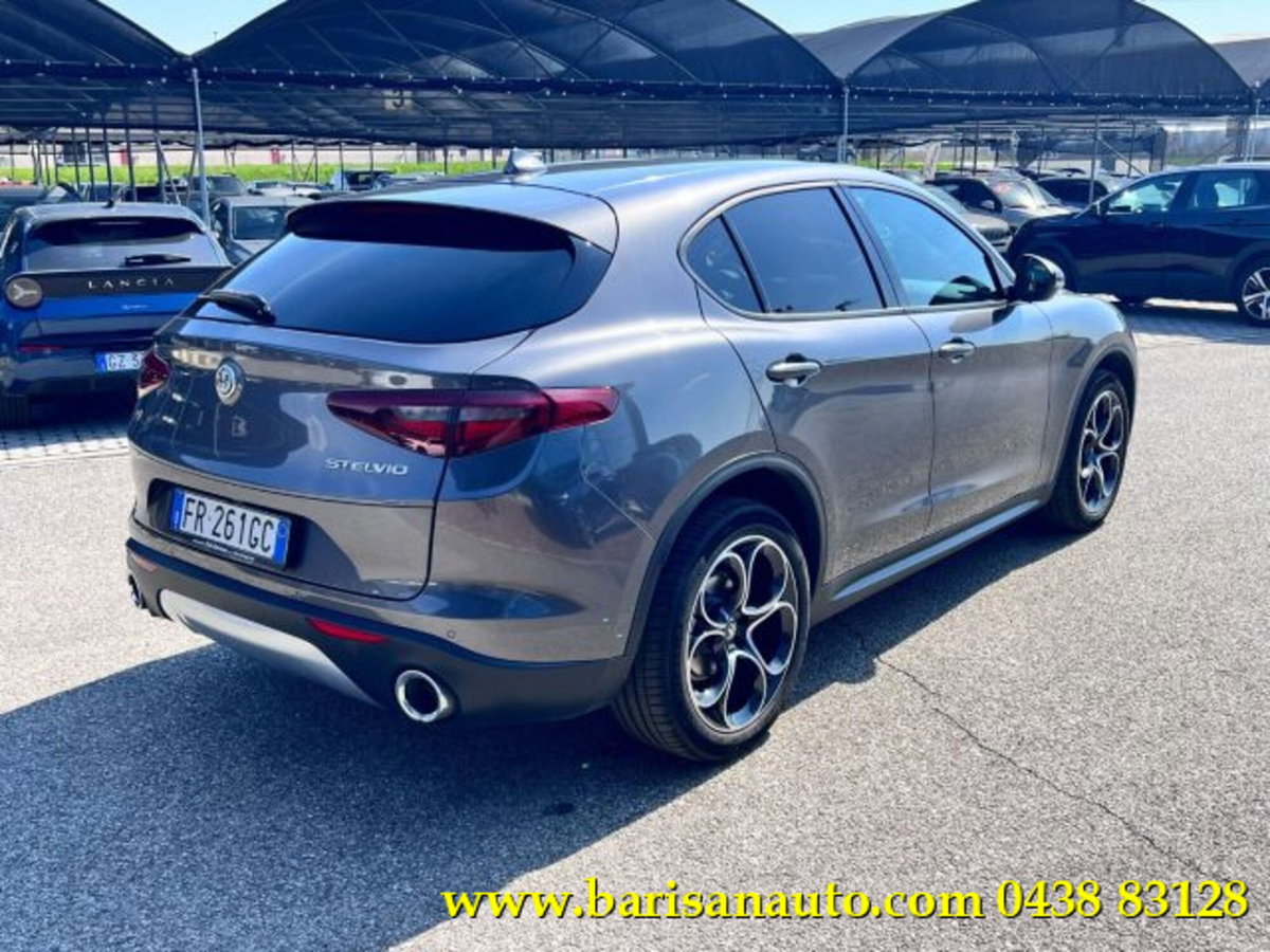 Alfa Romeo Stelvio Stelvio 2.2 Turbodiesel 210 CV AT8 Q4 Executive (3)