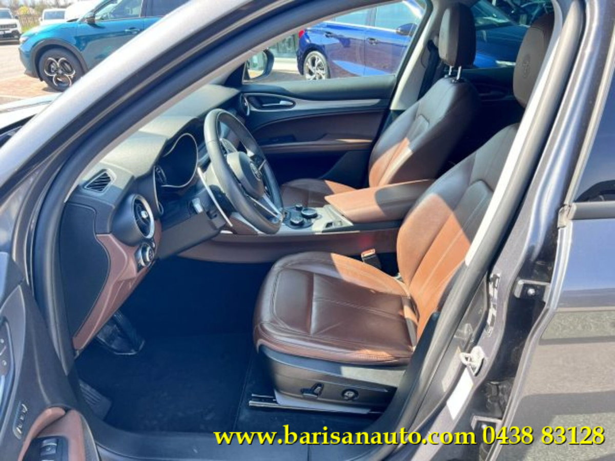 Alfa Romeo Stelvio Stelvio 2.2 Turbodiesel 210 CV AT8 Q4 Executive (5)