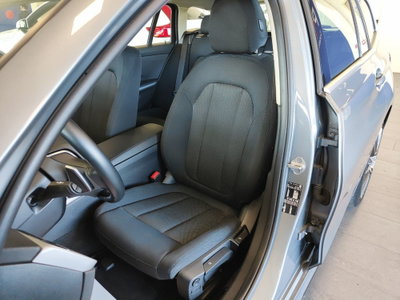 BMW Serie 3 Touring 318d  mhev 48V auto (4)