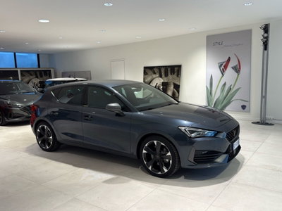 Cupra Leon Leon 1.4 e-HYBRID 204 CV DSG (2)