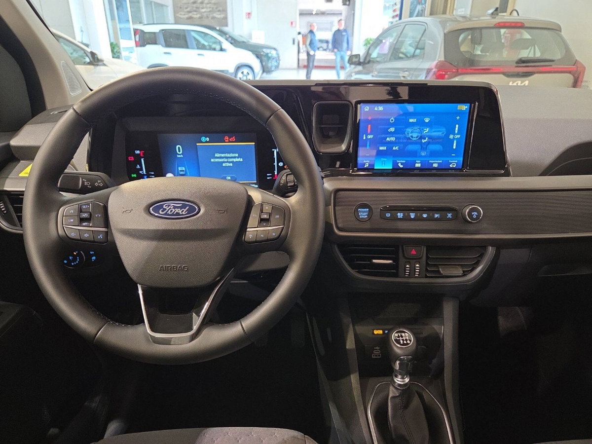Ford Tourneo Courier 1.0 ecoboost 125cv Titanium powershift (15)