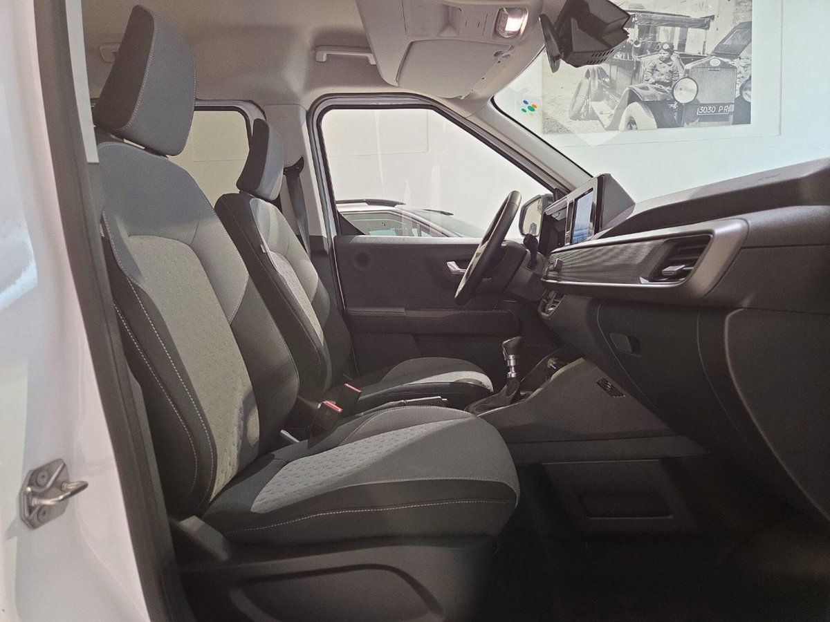 Ford Tourneo Courier 1.0 ecoboost 125cv Titanium powershift (16)