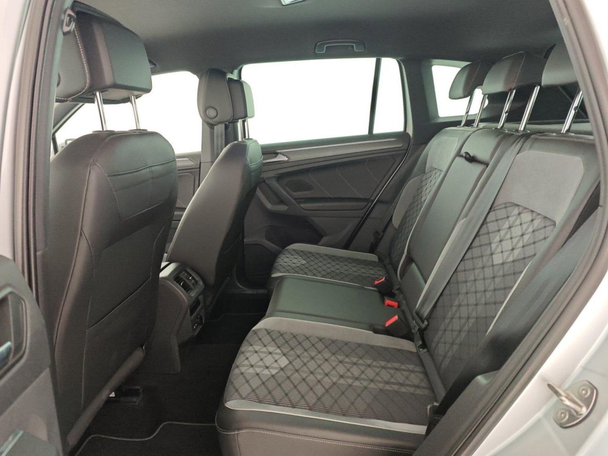Volkswagen Tiguan Allspace 2.0 TDI 200 CV SCR DSG 4MOTION R-Line (14)