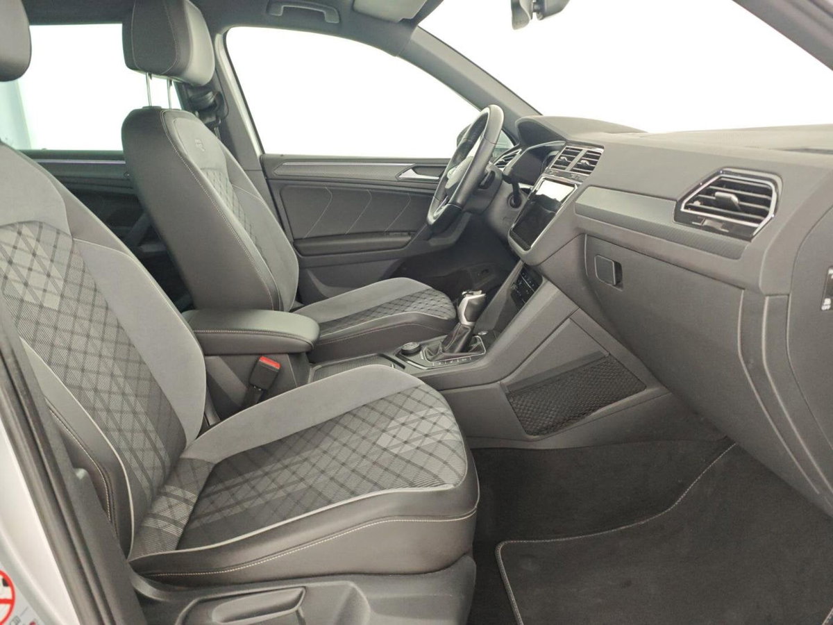 Volkswagen Tiguan Allspace 2.0 TDI 200 CV SCR DSG 4MOTION R-Line (15)