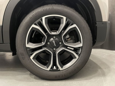 Jeep Avenger 1.2 turbo e-hybrid mhev Summit fwd 110cv edct6 (8)