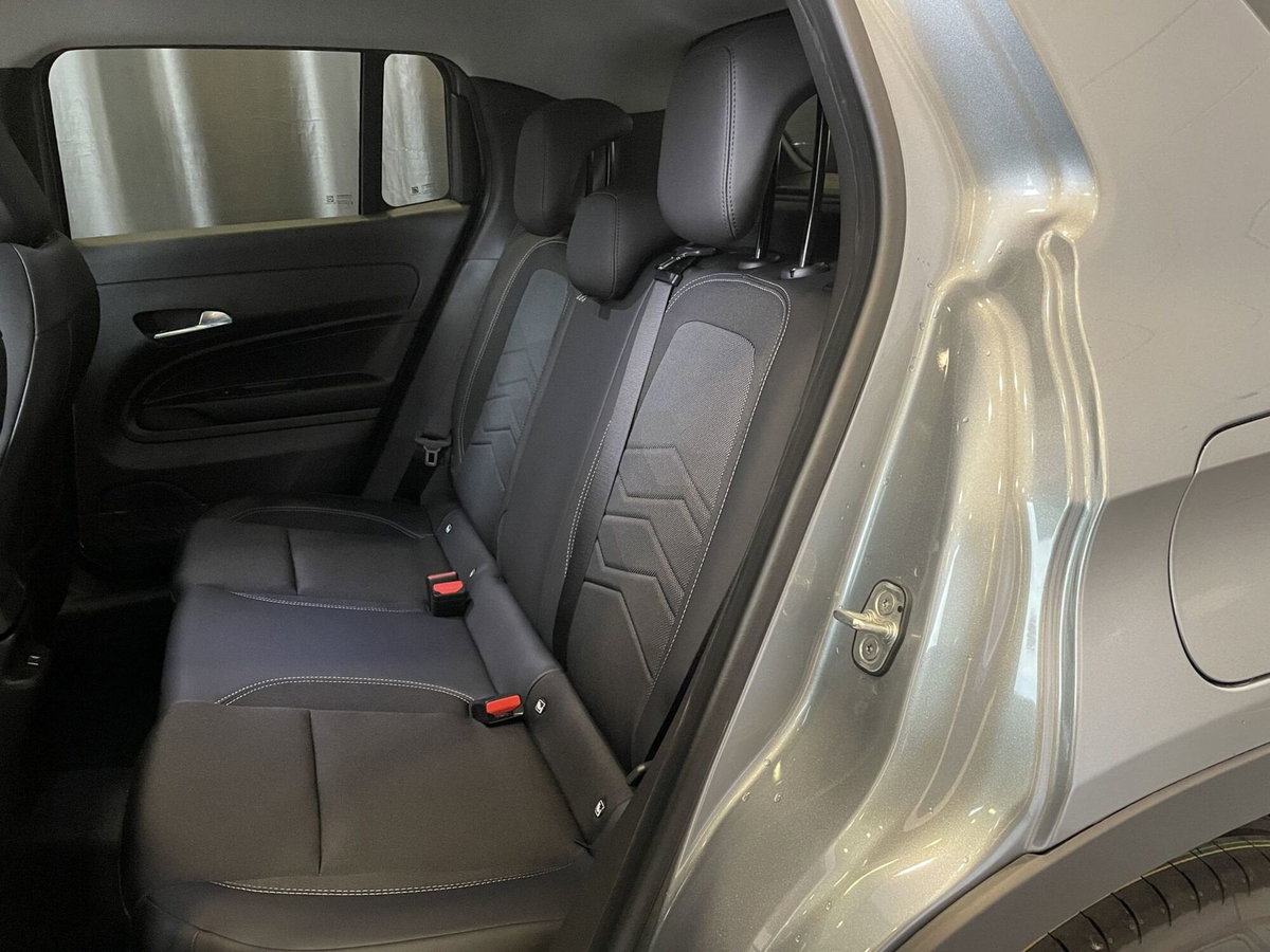 Jeep Avenger 1.2 turbo e-hybrid mhev Summit fwd 110cv edct6 (10)