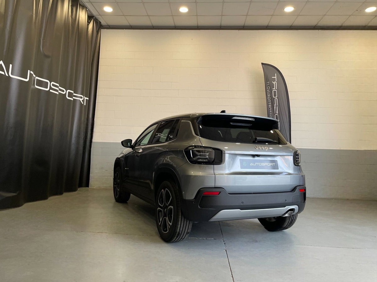 Jeep Avenger 1.2 turbo e-hybrid mhev Summit fwd 110cv edct6 (4)