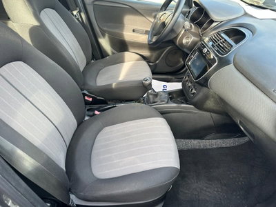 Fiat Punto 1.2 8V 5 porte Street (15)