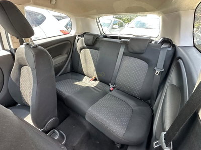 Fiat Grande Punto 1.3 MJT 75 CV 3 porte (11)