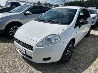 Fiat Grande Punto 1.3 MJT 75 CV 3 porte (4)