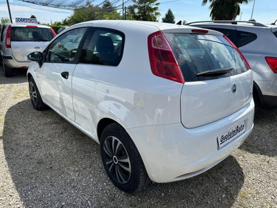Fiat Grande Punto 1.3 MJT 75 CV 3 porte (7)