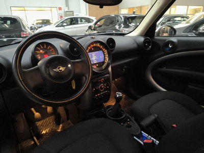 MINI Mini Countryman 1.6 Cooper D Countryman (13)