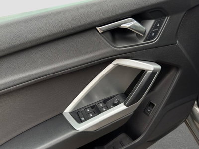 Audi Q3 Sportback 40 TDI quattro S tronic S line edition (12)