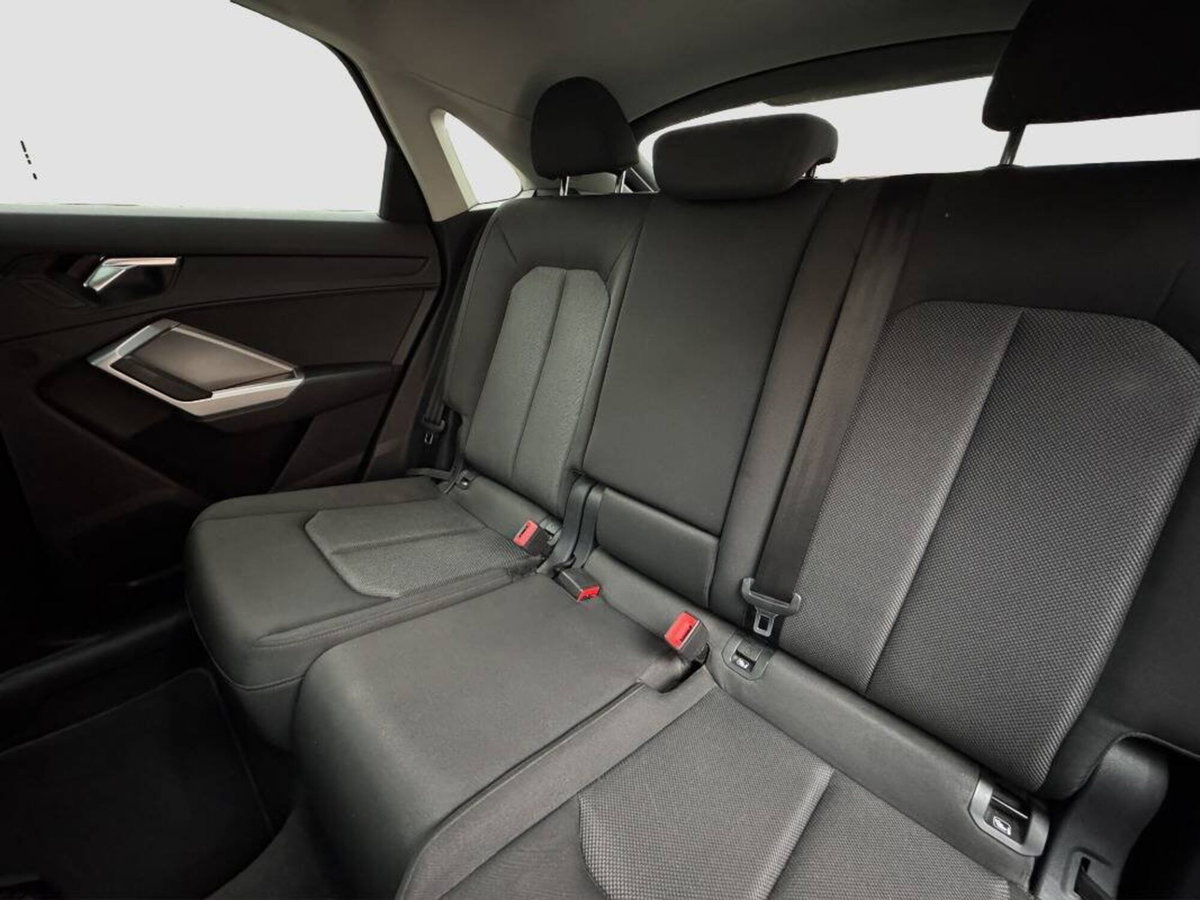 Audi Q3 Sportback 40 TDI quattro S tronic S line edition (13)