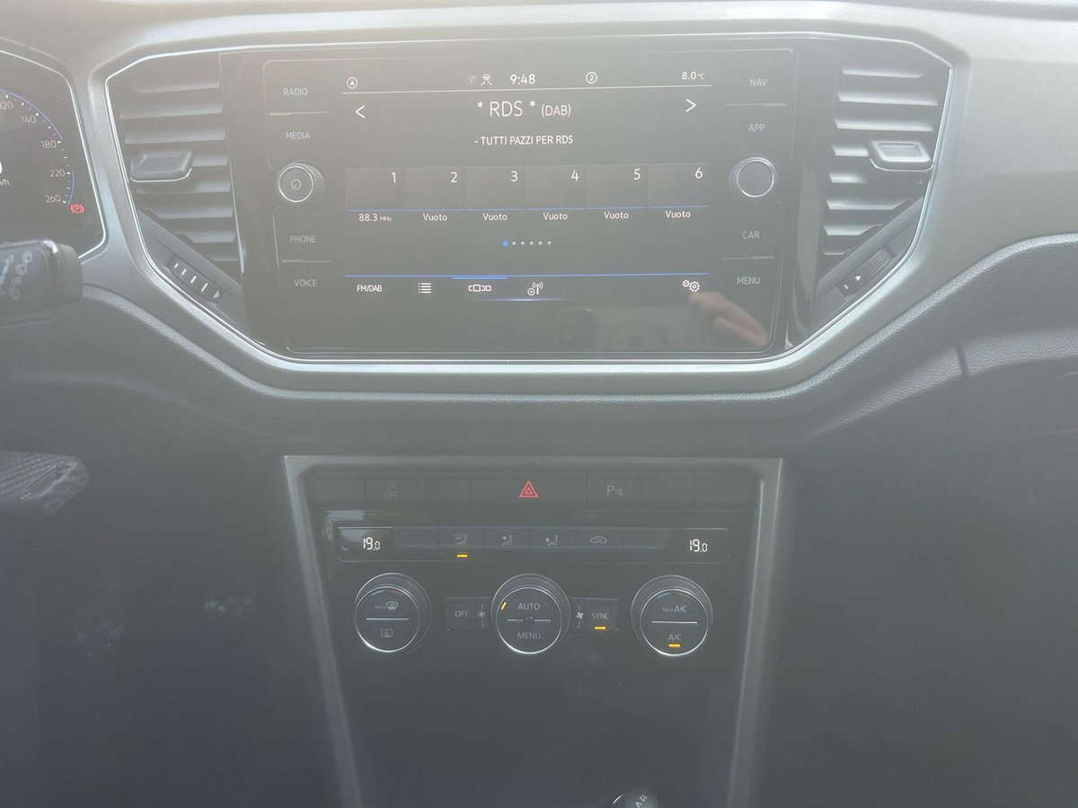 Volkswagen T-Roc 1.0 TSI Style (12)