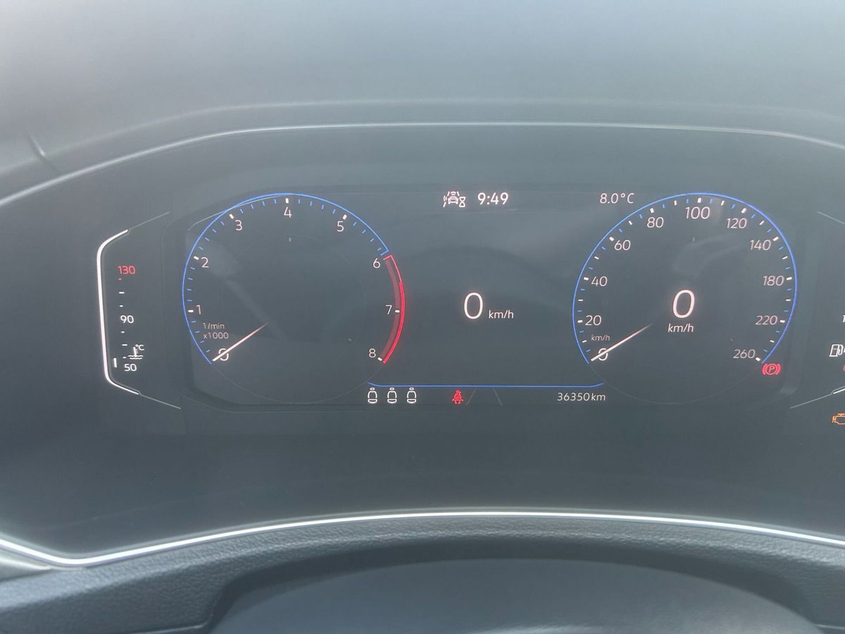 Volkswagen T-Roc 1.0 TSI Style (13)