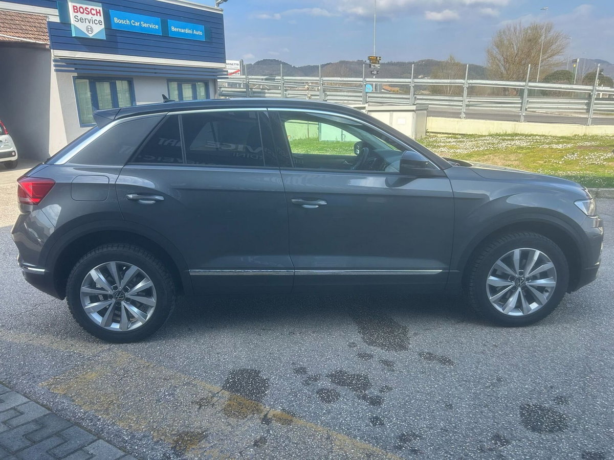 Volkswagen T-Roc 1.0 TSI Style (7)