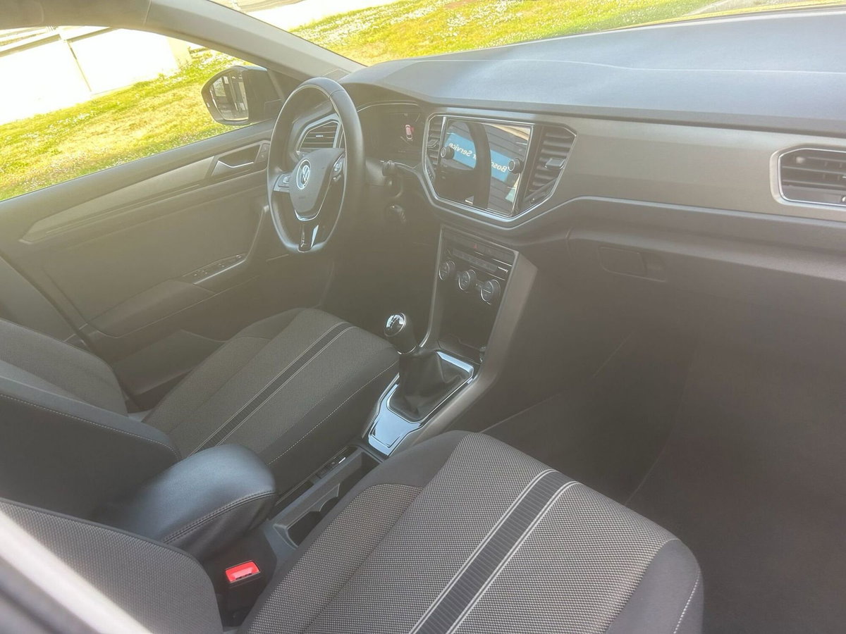 Volkswagen T-Roc 1.0 TSI Style (8)