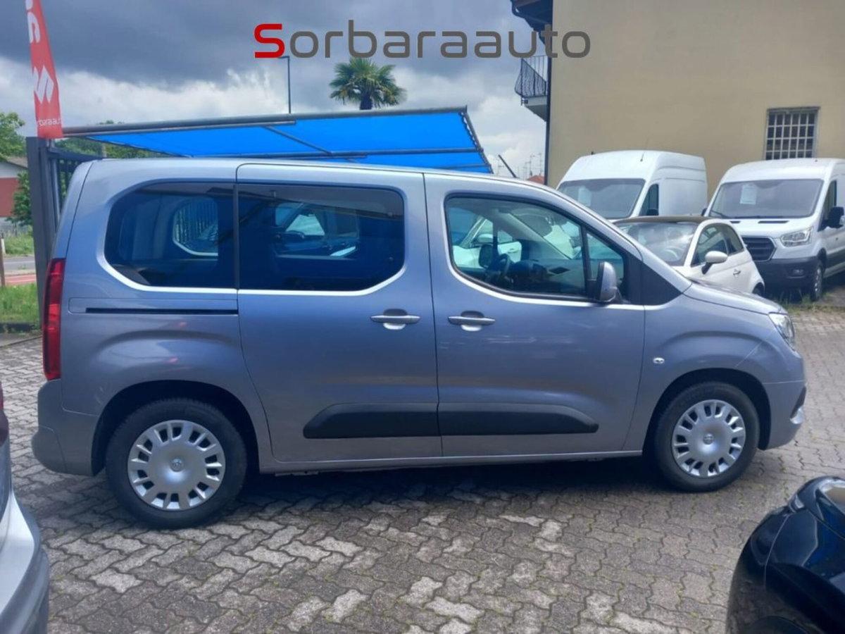 Opel Combo Furgone Cargo 1.5 Diesel 100CV S&S PL-DC 850kg Essentia (7)
