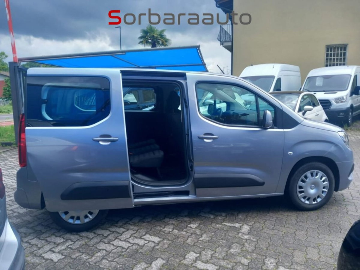Opel Combo Furgone Cargo 1.5 Diesel 100CV S&S PL-DC 850kg Essentia (8)