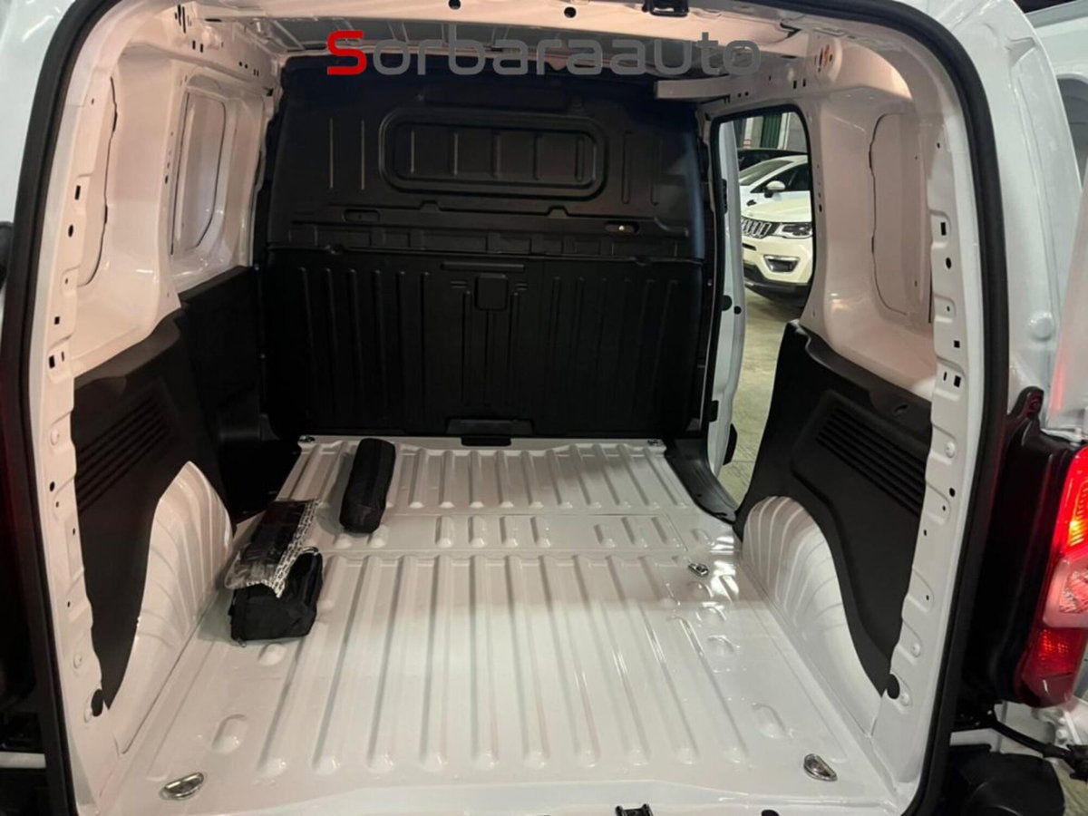 Peugeot Partner Furgone M 1.5 diesel 100cv S&S (10)