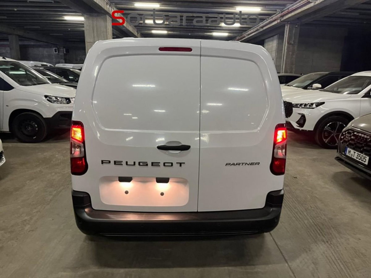Peugeot Partner Furgone M 1.5 diesel 100cv S&S (8)