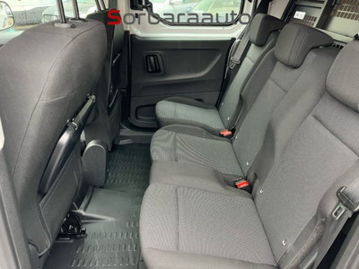 Fiat Doblò Furgone crew cab 1.5 bluehdi 130cv AT8 (12)
