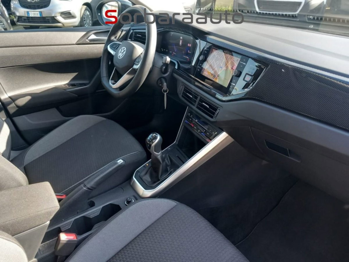 Volkswagen Taigo 1.0 tsi Life 115cv (16)