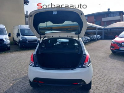 Lancia Ypsilon 1.2 69 CV 5 porte Silver (9)